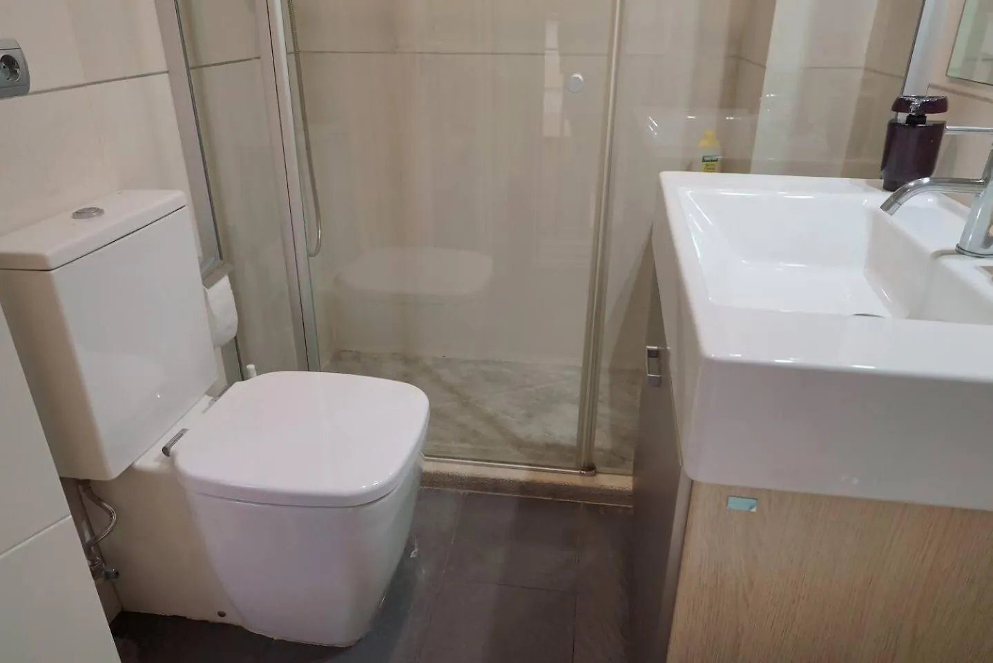 Home4U Santo Domingo Granada 0*,  Spain