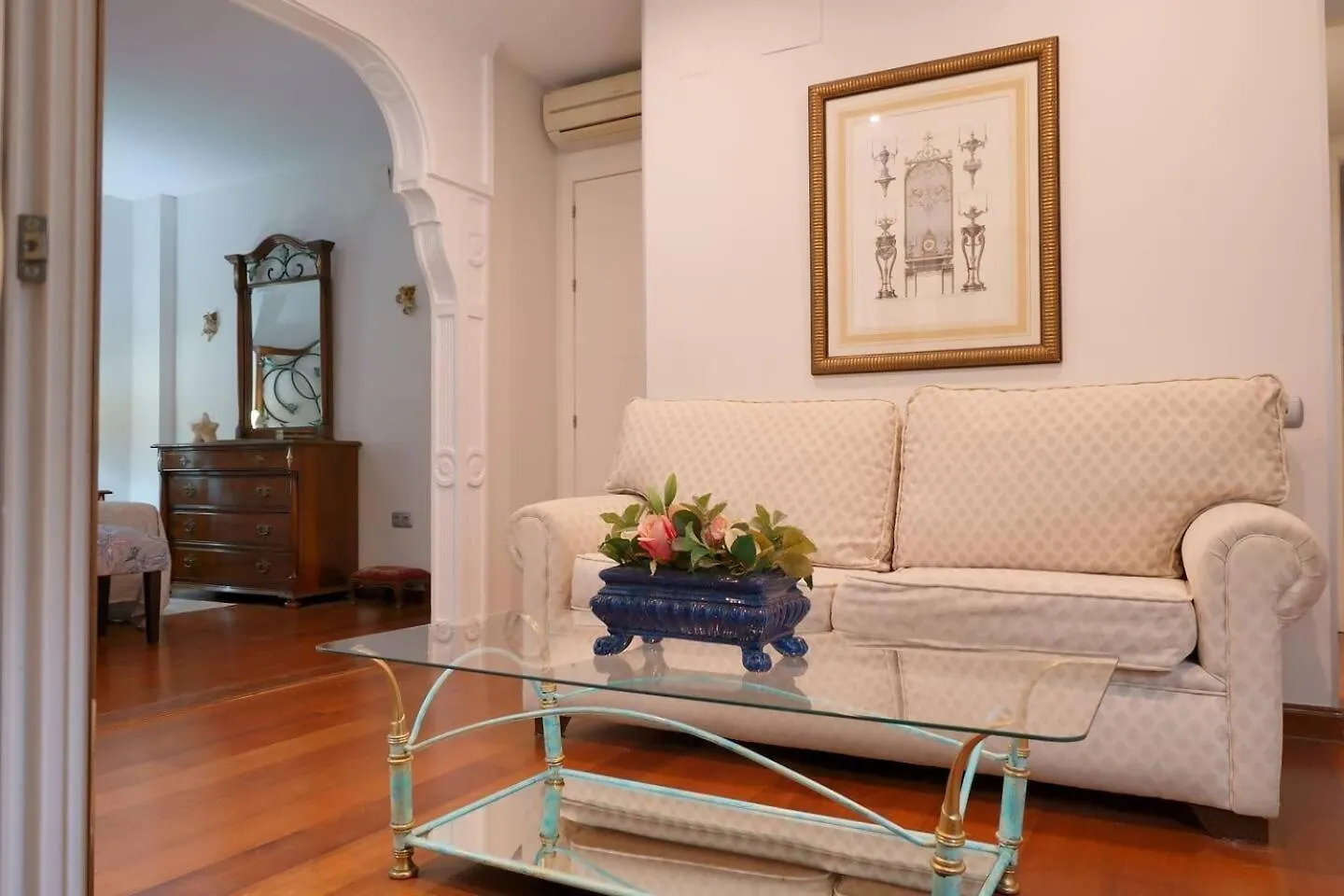 Home4U Santo Domingo Granada Spain